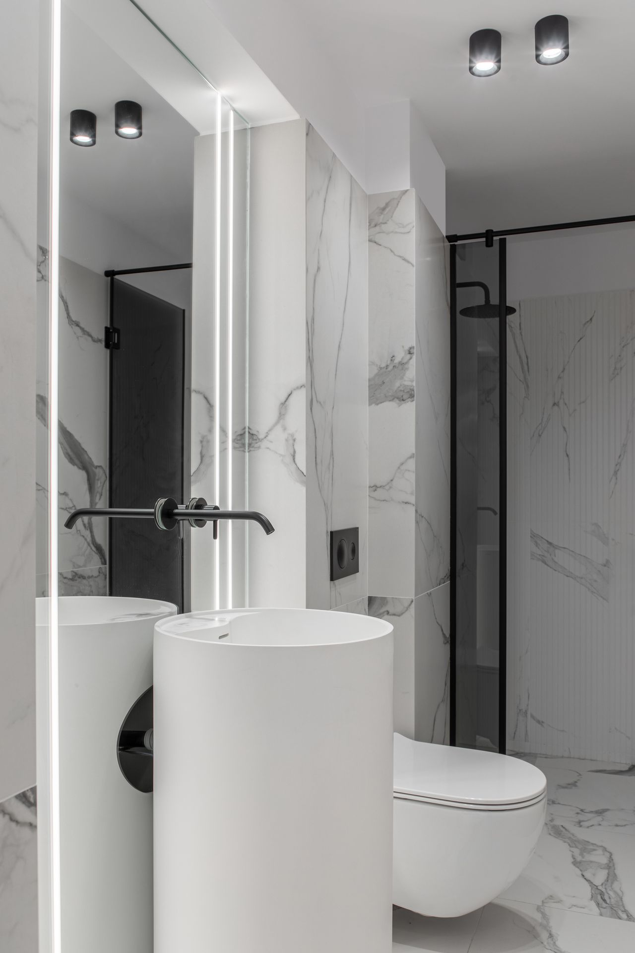 Office, Aurel Vlaicu, photograph 8