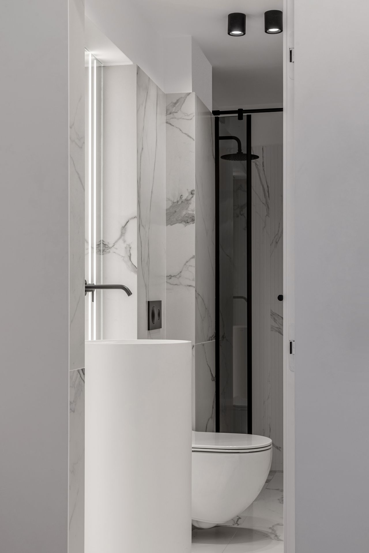 Office, Aurel Vlaicu, photograph 10