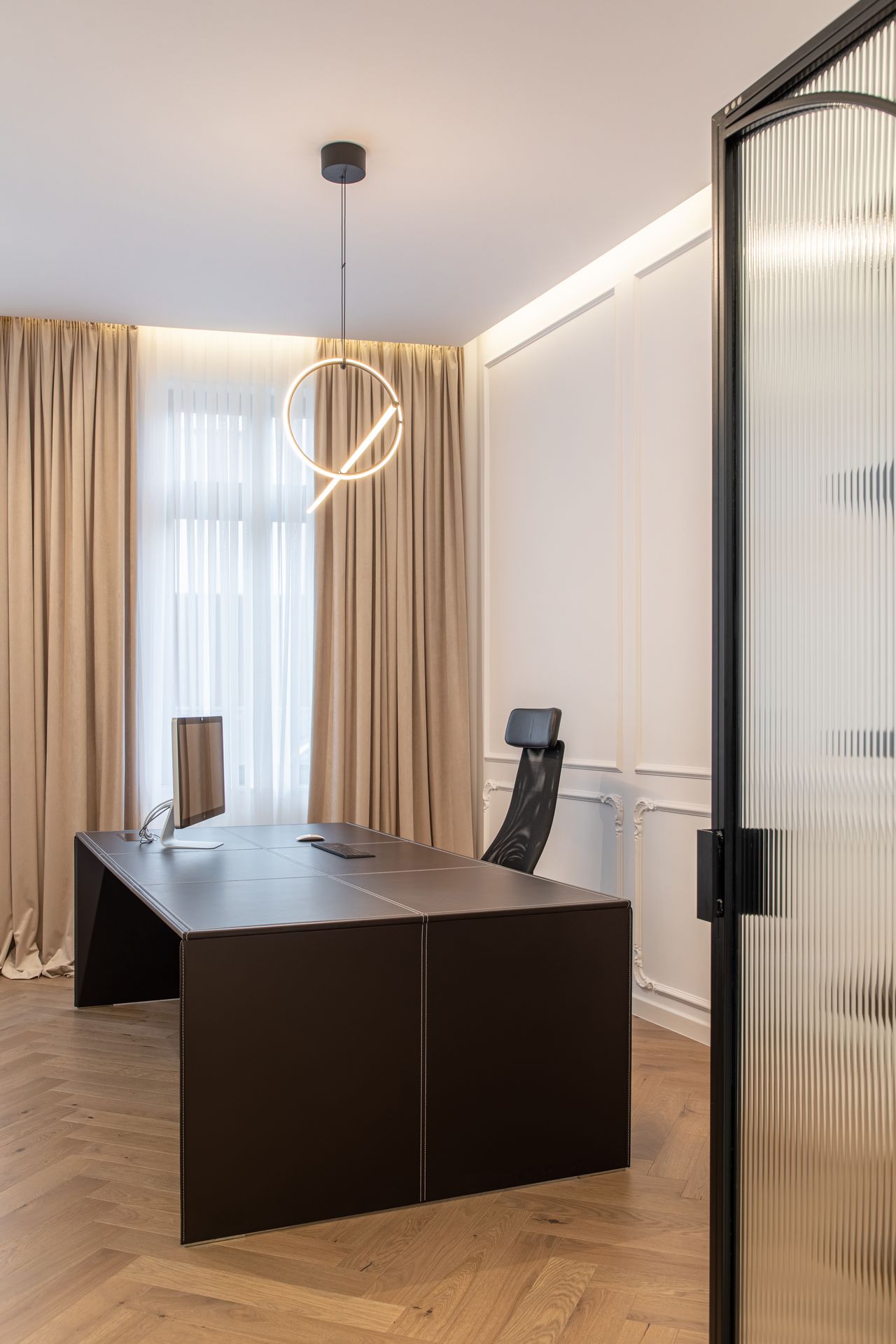 Office, Aurel Vlaicu, photograph 21
