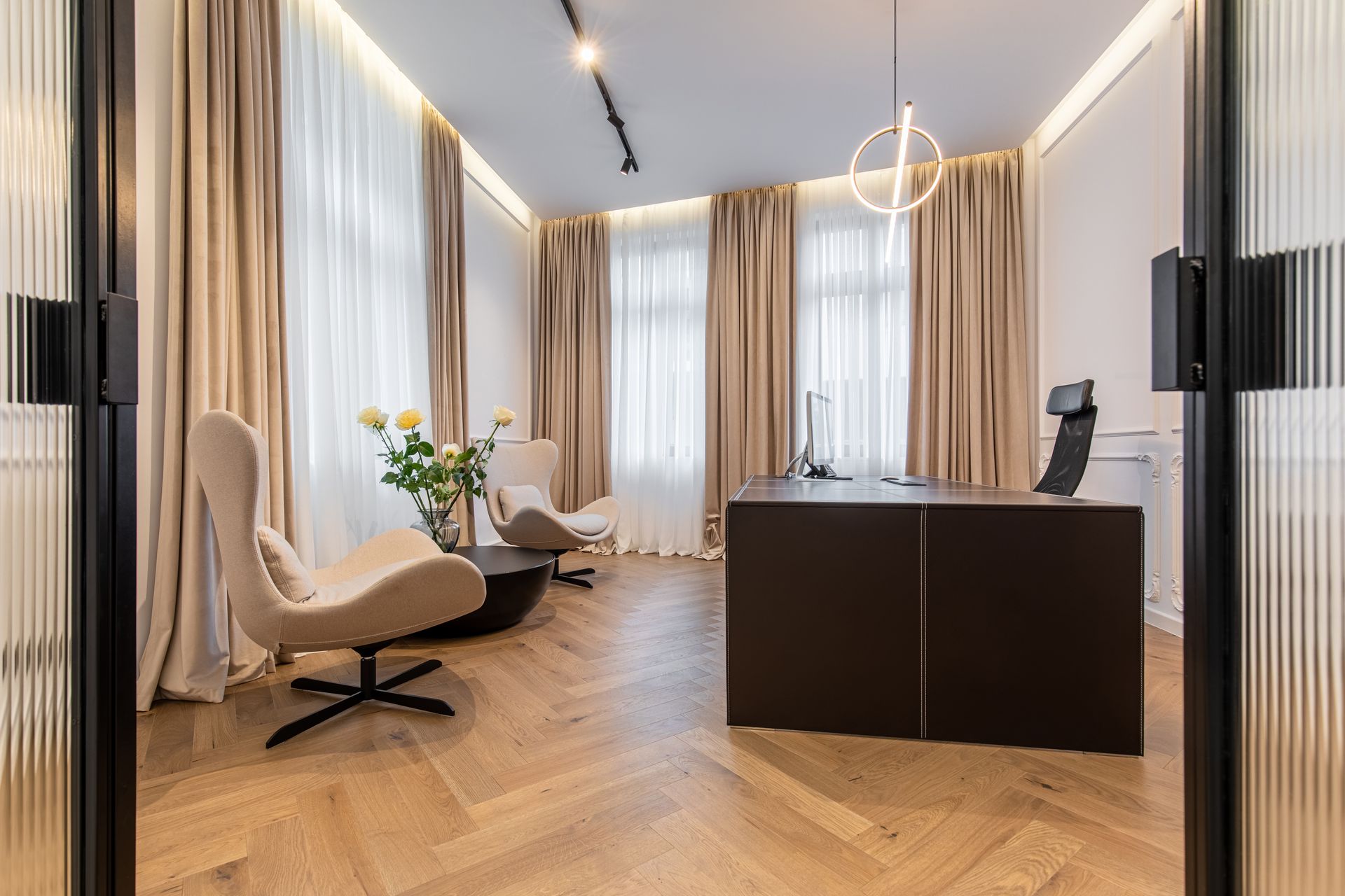 Office, Aurel Vlaicu, photograph 20