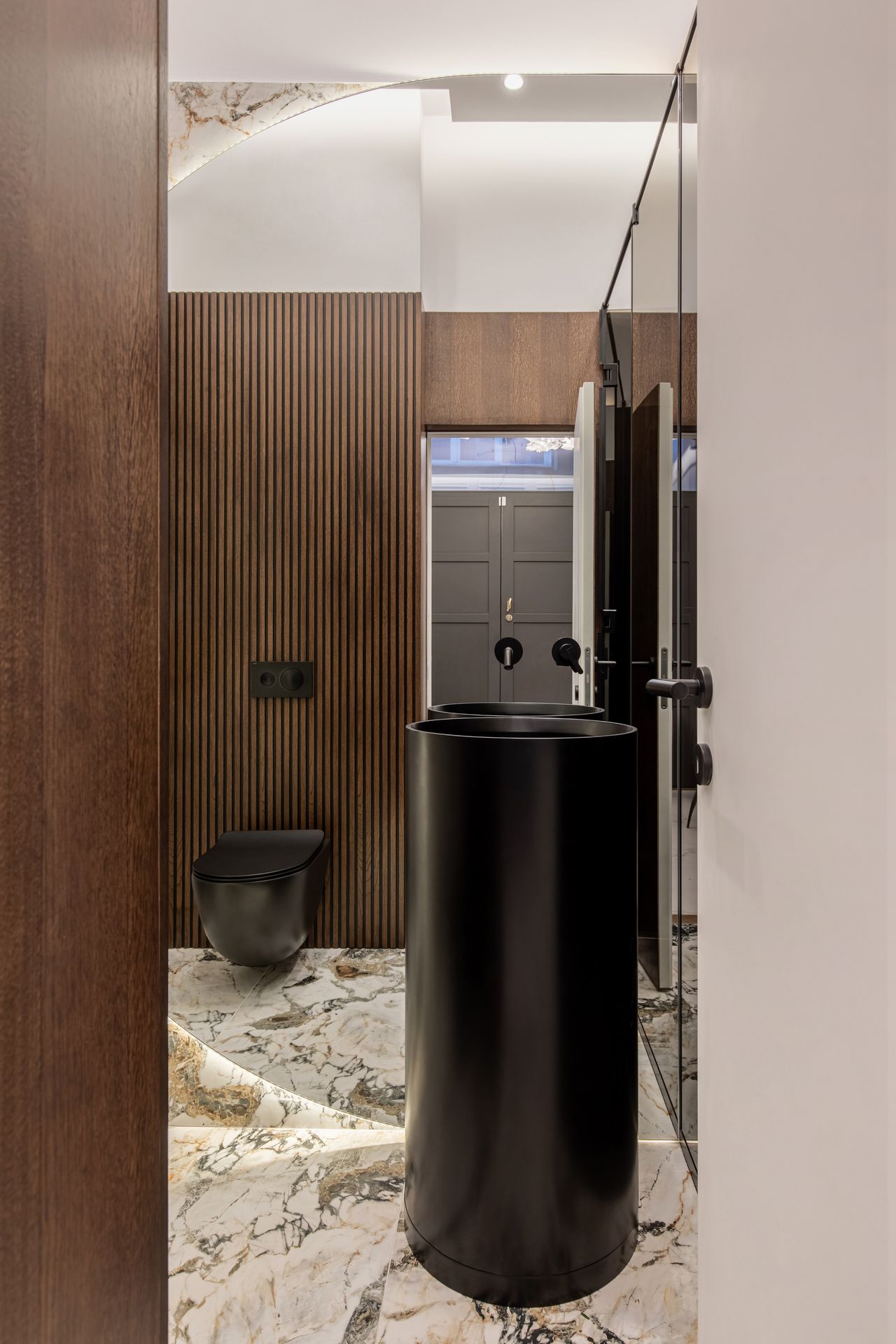 Office, Aurel Vlaicu, photograph 44